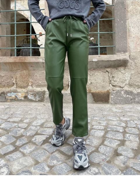 HAVUÇ MODEL DERİ PANTOLON