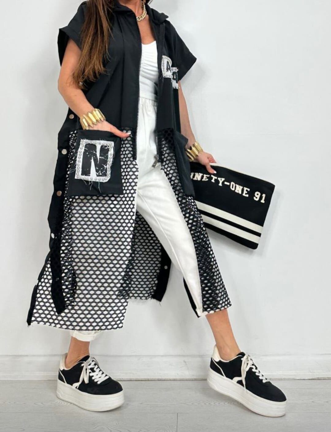 FİLE DETAYLI KOLSUZ TRENÇ