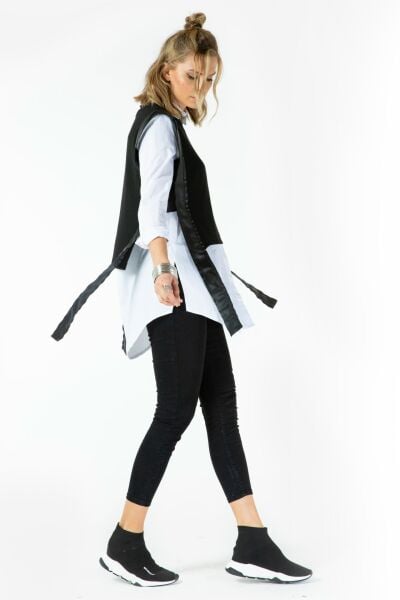 DERİ DETAYLI TRİKO SÜVETER