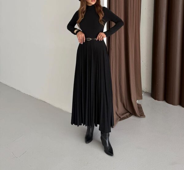 PİLE DETAYLI MAXİ BOY ELBİSE