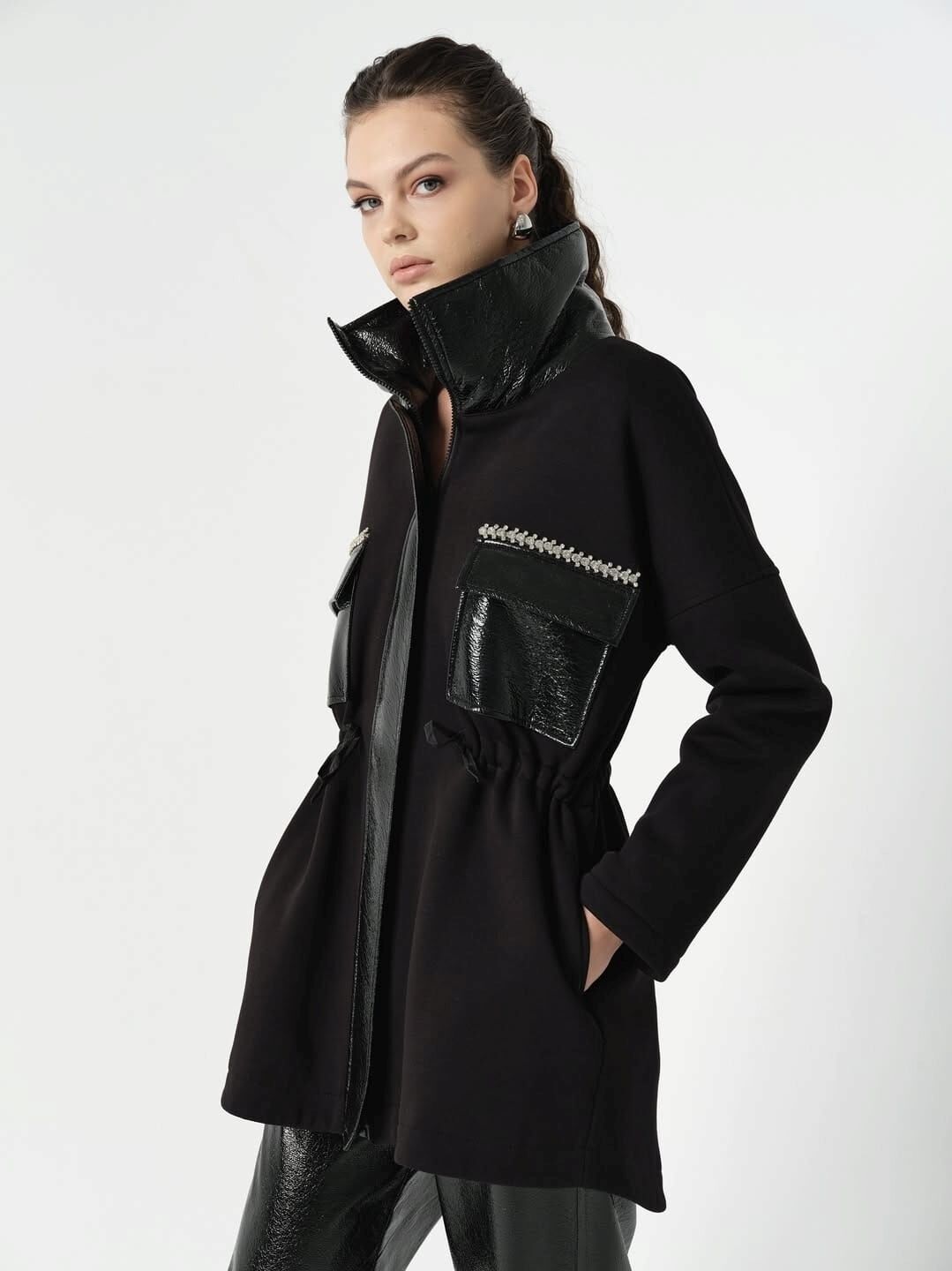 ASTARLI KALIN TAŞLI MONT