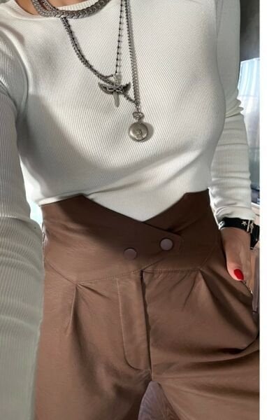 BEL DETAYLI MAT DERİ PANTOLON