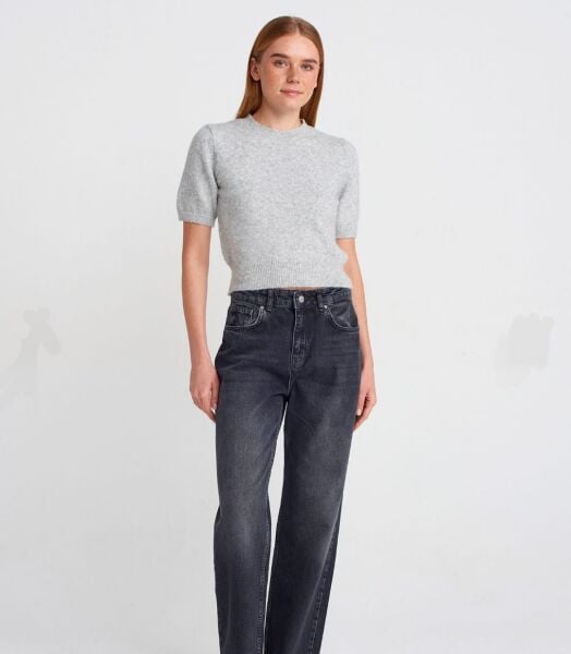 SİMLİ YUMOŞ KISA KAZAK