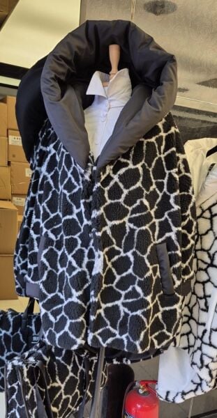 OVERSIZE ASIMETRIK MONT