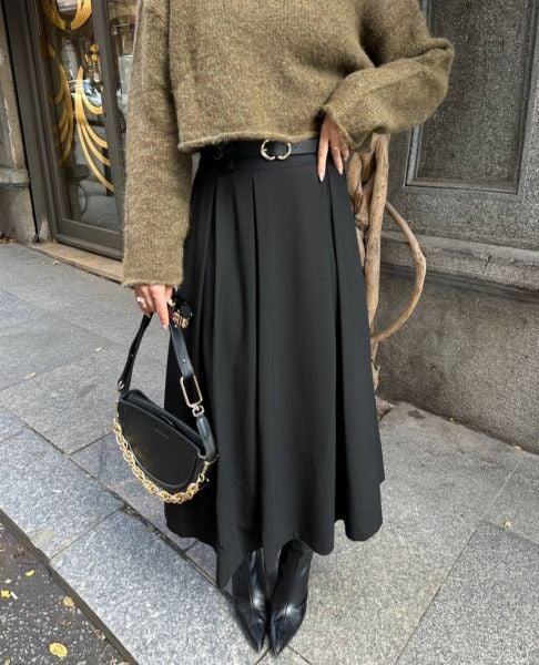 KEMERLİ CEPLİ ETEK