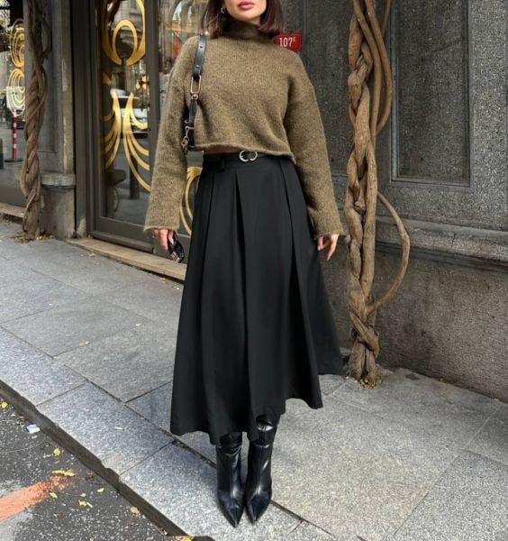 KEMERLİ CEPLİ ETEK