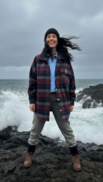 BROŞ DETAYLI ODUNCU GÖMLEK CEKET