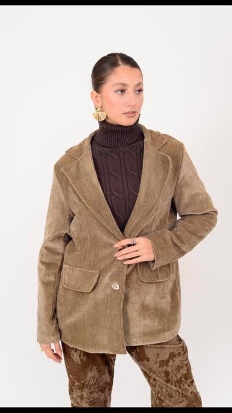 RAHAT KESIM KADİFE CEKET