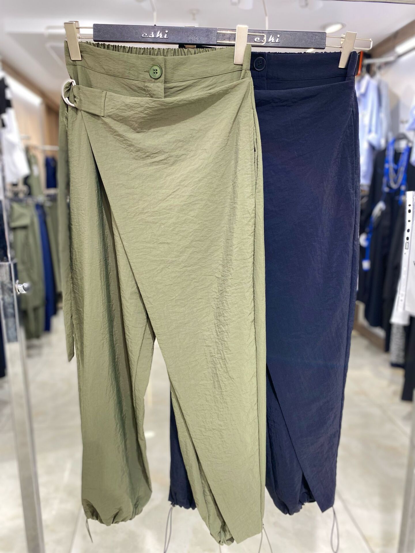 PARAŞÜT KUMAŞ KAPAKLI PANTOLON