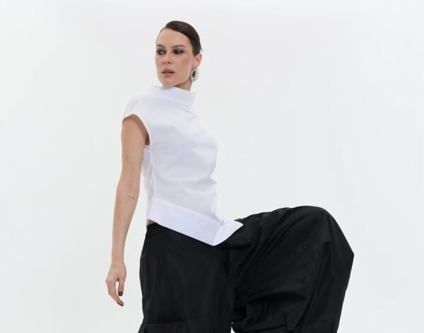 POPLİN KUMAŞ ASIMETRİK GÖMLEK