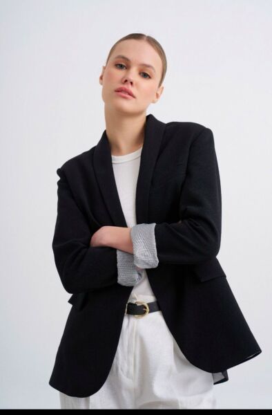 KOL DETAYLI BLAZER CEKET